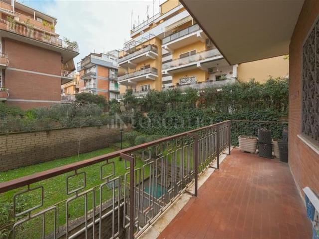 Appartamento in vendita di 100 m² in Via Bartolomeo Massalongo
