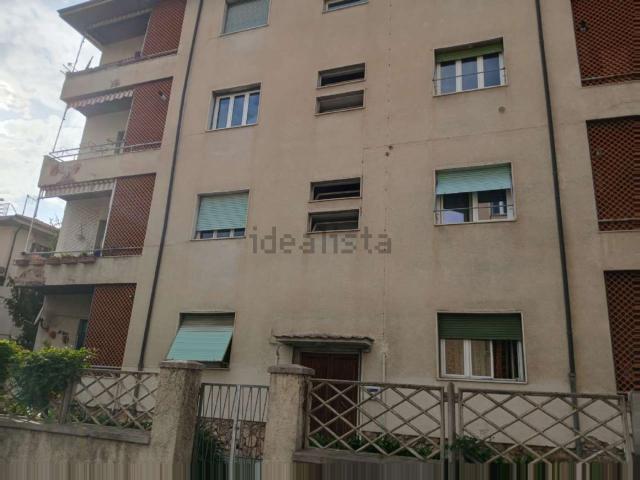 Appartamento in vendita di 100 m² in Via Bassa Tambura