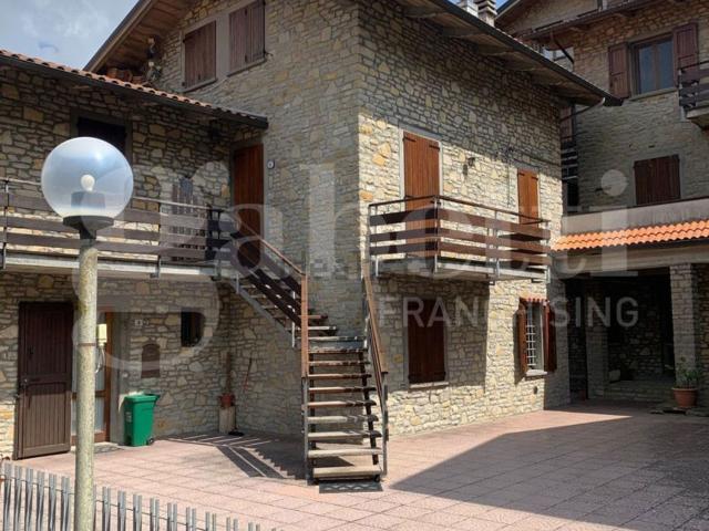 Appartamento in vendita di 100 m² in Via Belvedere, 5