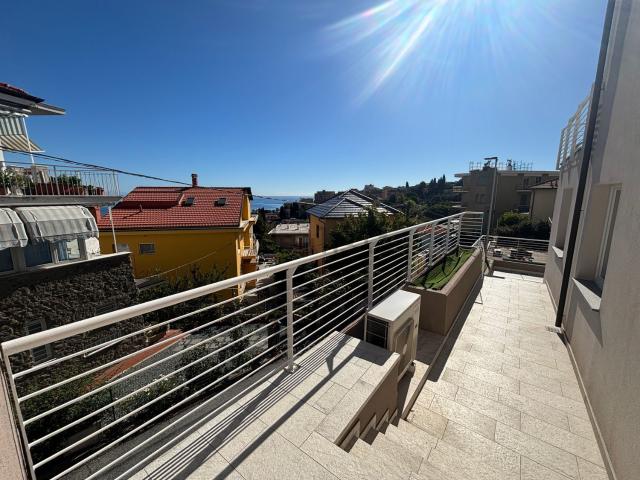 Appartamento in vendita di 100 m² in Via BELVEDERE, 73