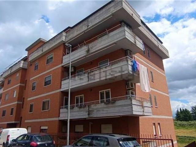 Appartamento in vendita di 100 m² in Via Benedetto Croce