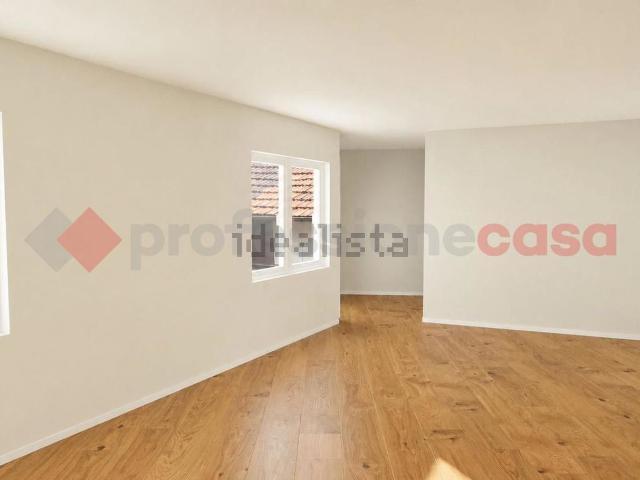 Appartamento in vendita di 100 m² in Via Bertoletti
