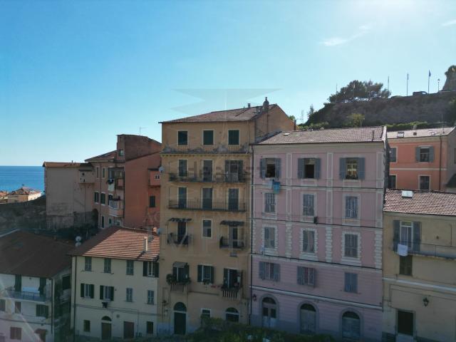 Appartamento in vendita di 100 m² in Via Biancheri, 17