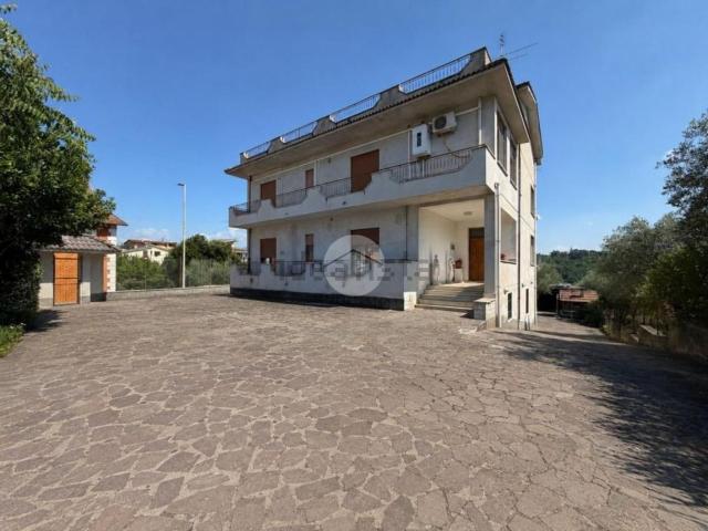 Appartamento in vendita di 100 m² in Via Bruno Buozzi, 2