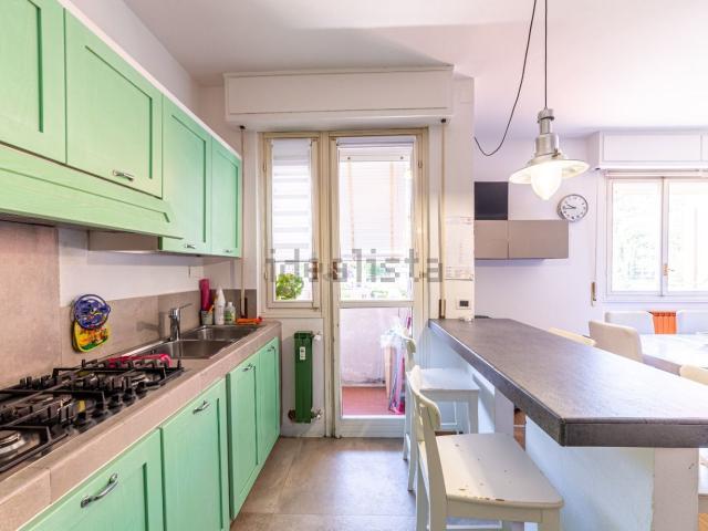 Appartamento in vendita di 100 m² in Via Brigate Partigiane, 17