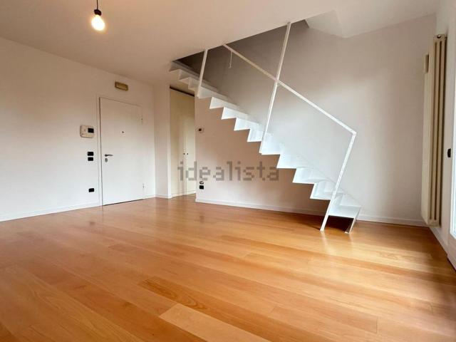 Appartamento in vendita di 100 m² in Via G. B. Guidini, 30
