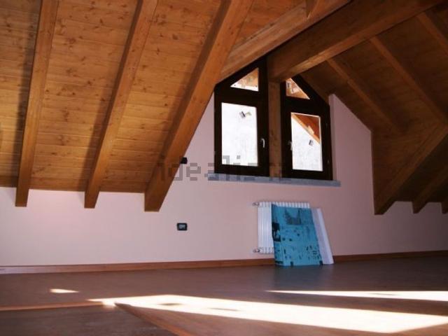 Appartamento in vendita di 100 m² in Via G. Cuzzi