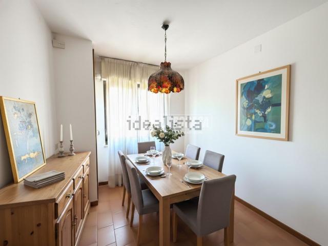 Appartamento in vendita di 100 m² in Via G. Leopardi, 1