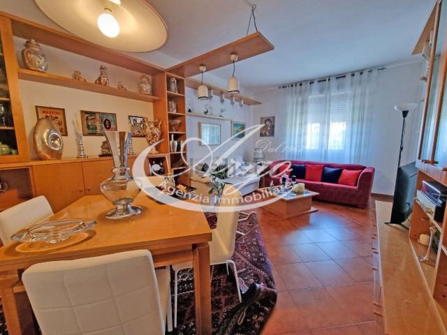 Appartamento in vendita di 100 m² in Via Gozzano 1^ Traversa