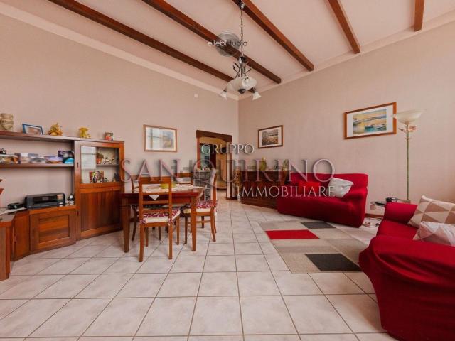 Appartamento in vendita di 100 m² in Via Gazzoli, 58
