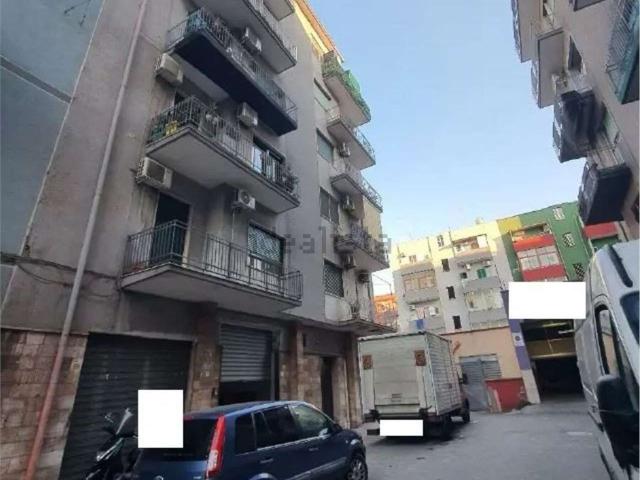 Appartamento in vendita di 100 m² in Via Gaetano Donizetti, 25