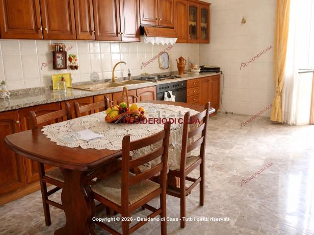 Appartamento in vendita di 100 m² in Via Gaetano Salvemini, 86