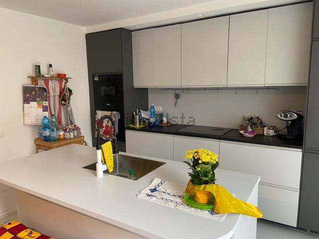Appartamento in vendita di 100 m² in Via Gaspara Stampa