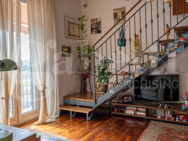 Appartamento in vendita di 100 m² in Via Generale Giuseppe Vaccari