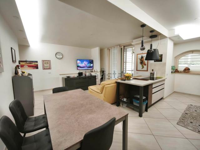 Appartamento in vendita di 100 m² in Via Giulio Coggiola