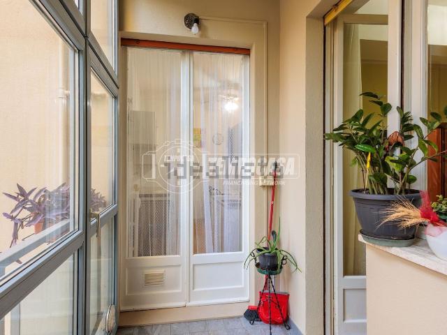 Appartamento in vendita di 100 m² in Via Giuseppe Cenni, 18