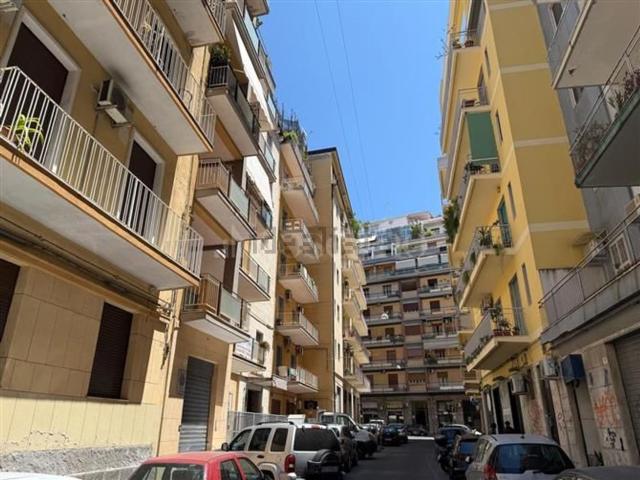 Appartamento in vendita di 100 m² in Via Giuseppe Aurelio Costanzo