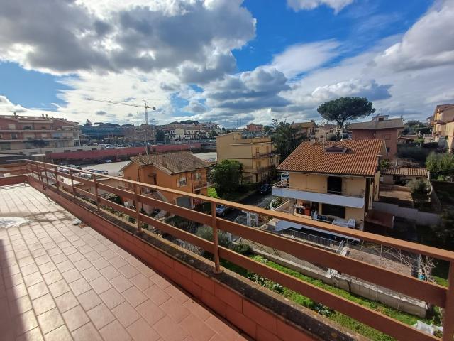Appartamento in vendita di 100 m² in Via Giuseppe Belardinelli, 39