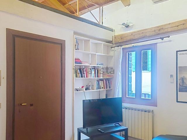 Appartamento in vendita di 100 m² in Via Giuseppe Garibaldi