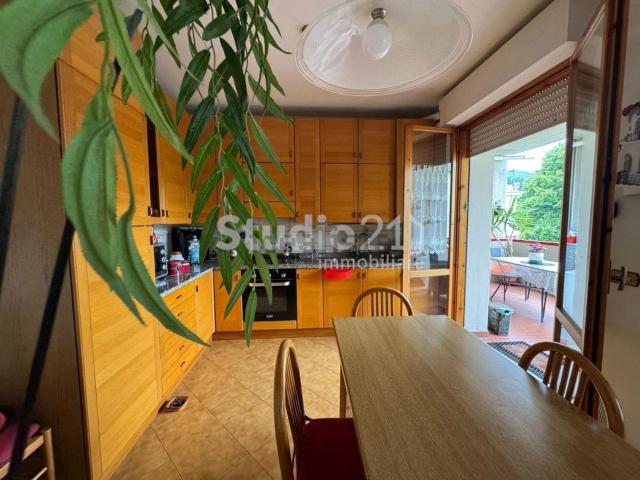 Appartamento in vendita di 100 m² in Via Giuseppe Garibaldi