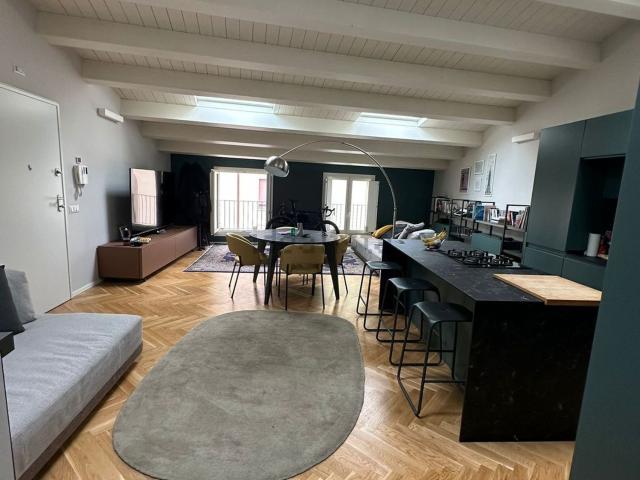 Appartamento in vendita di 100 m² in Via Giuseppe Garibaldi, 23