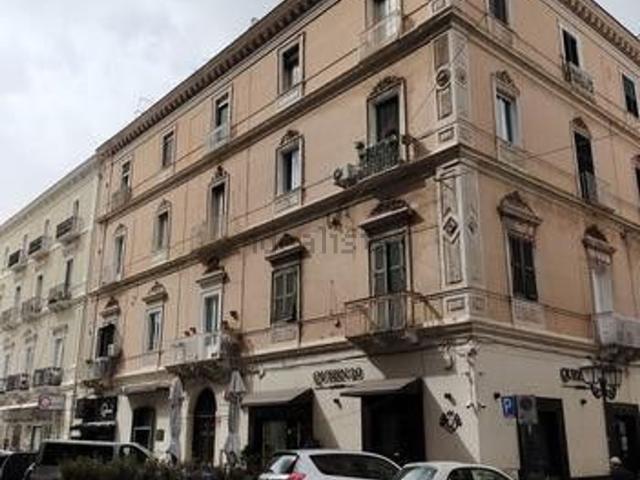 Appartamento in vendita di 100 m² in Via Giuseppe de Cesare, 24