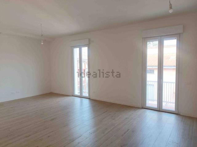 Appartamento in vendita di 100 m² in Via Giuseppe Manfredi, 1