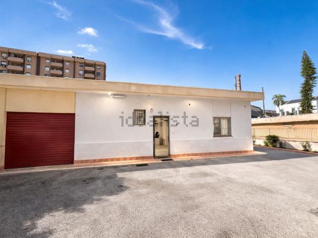 Appartamento in vendita di 100 m² in Via Giuseppe Pianell, 9