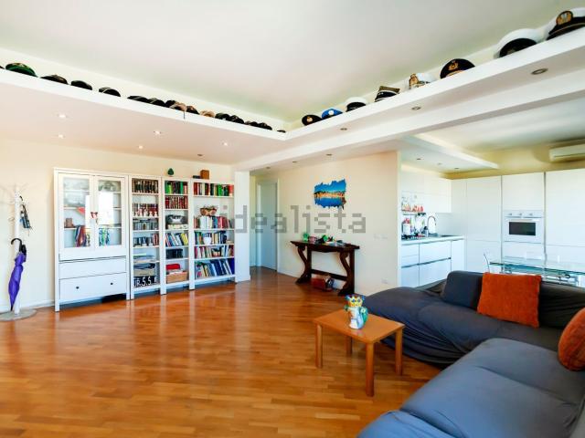 Appartamento in vendita di 100 m² in Via Giuseppe Ravizza, 42