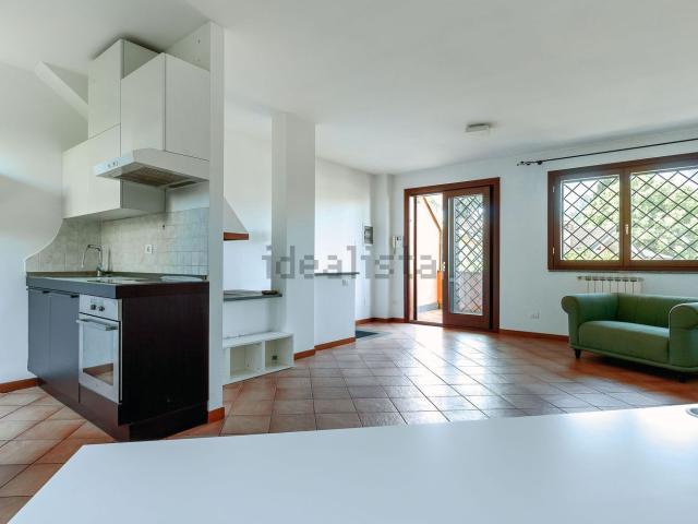 Appartamento in vendita di 100 m² in Via Giuseppe Todeschini, 43