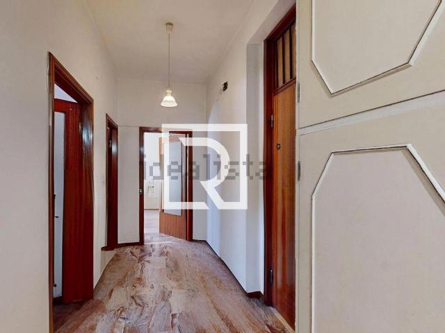 Appartamento in vendita di 100 m² in Via Giacomo della Torre