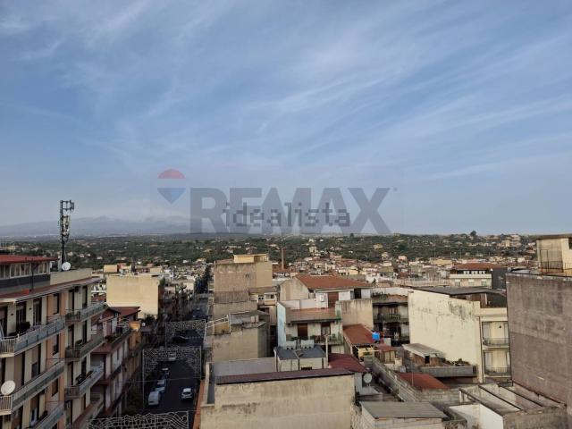 Appartamento in vendita di 100 m² in Via Giacomo Matteotti, 162