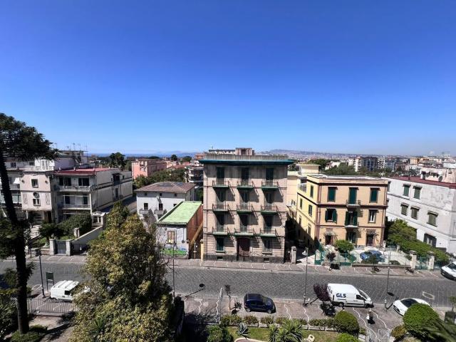 Appartamento in vendita di 100 m² in Via Giacomo Matteotti, 19