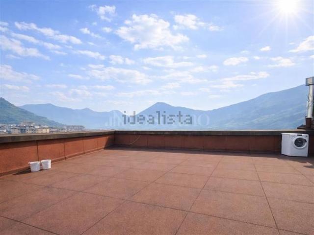 Appartamento in vendita di 100 m² in Via Giacomo Matteotti