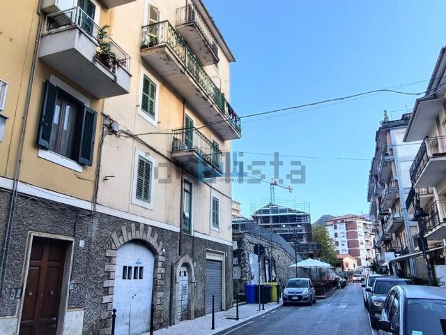 Appartamento in vendita di 100 m² in Via Giacomo Matteotti, 76