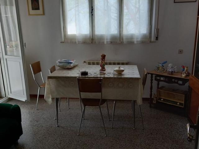 Appartamento in vendita di 100 m² in Via Giacomo Matteotti