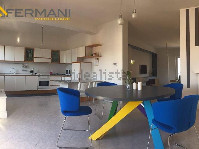 Appartamento in vendita di 100 m² in Via Giacomo Puccini