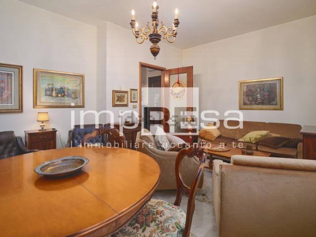 Appartamento in vendita di 100 m² in Via Giacomo Puccini, 130
