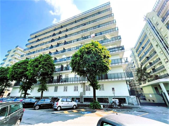 Appartamento in vendita di 100 m² in Via Giacomo Puccini, 2