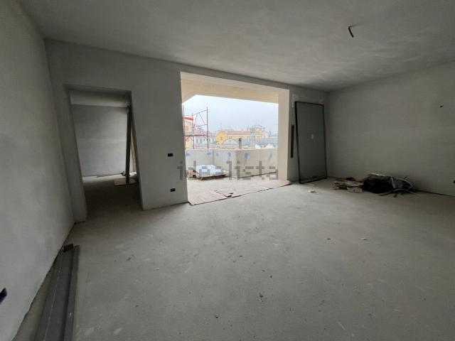 Appartamento in vendita di 100 m² in Via Giacomo Puccini