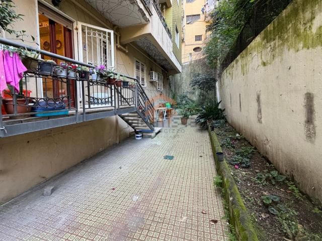 Appartamento in vendita di 100 m² in Via Giacinto Gigante