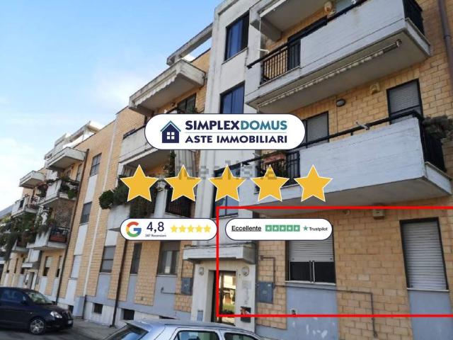 Appartamento in vendita di 100 m² in Via Giambellino