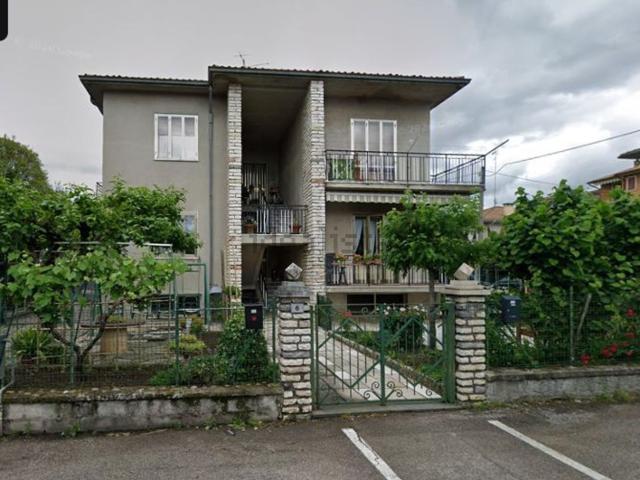 Appartamento in vendita di 100 m² in Via Gian Battista Saibante