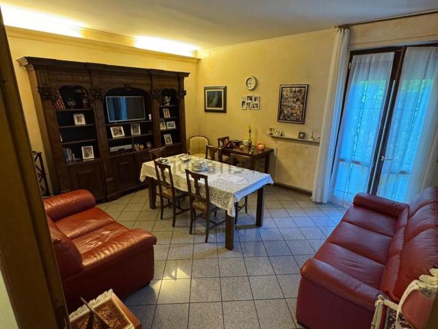 Appartamento in vendita di 100 m² in Via Gian Maria Damiani