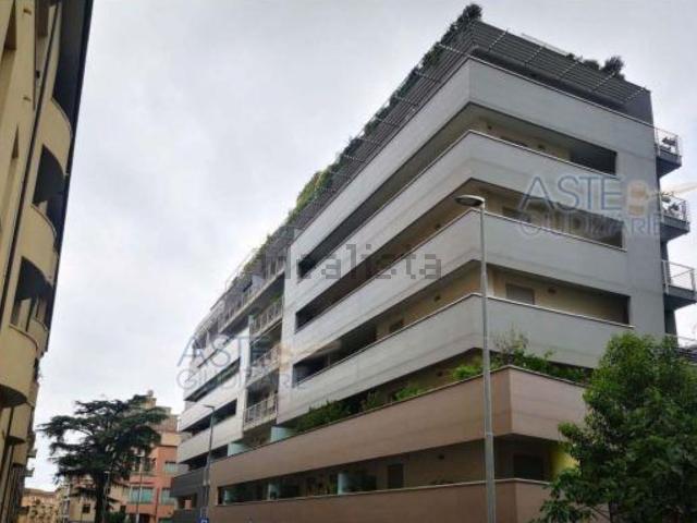 Appartamento in vendita di 100 m² in Via Giandomenico Romagnosi