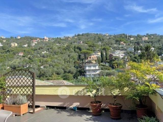 Appartamento in vendita di 100 m² in Via Giardini del Mare