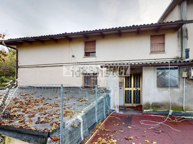 Appartamento in vendita di 100 m² in Via Giardini Nord, 9641