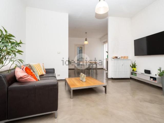 Appartamento in vendita di 100 m² in Via Gibellini, 95