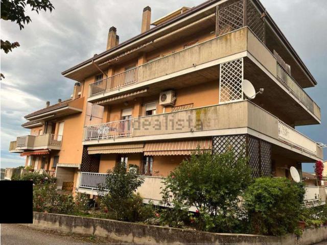 Appartamento in vendita di 100 m² in Via Gioacchino Rossini, 7