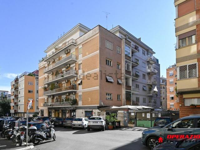 Appartamento in vendita di 100 m² in Via Giovanni Filippo Ingrassia